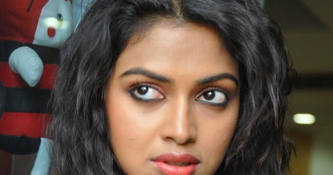 Amala Paul| Sexy Malayalam Tamil Telugu Actress Transparent Top| Seducing Exposure| Busty Exclusive Show Gallery