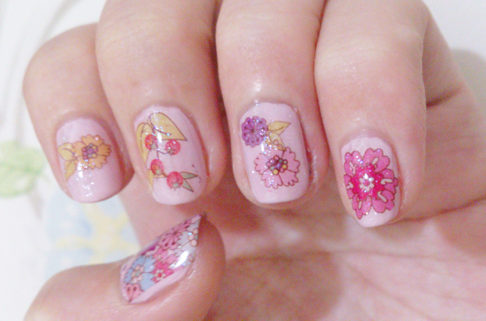 Matcha's Little Secret Feminine Flowery Nail Art
