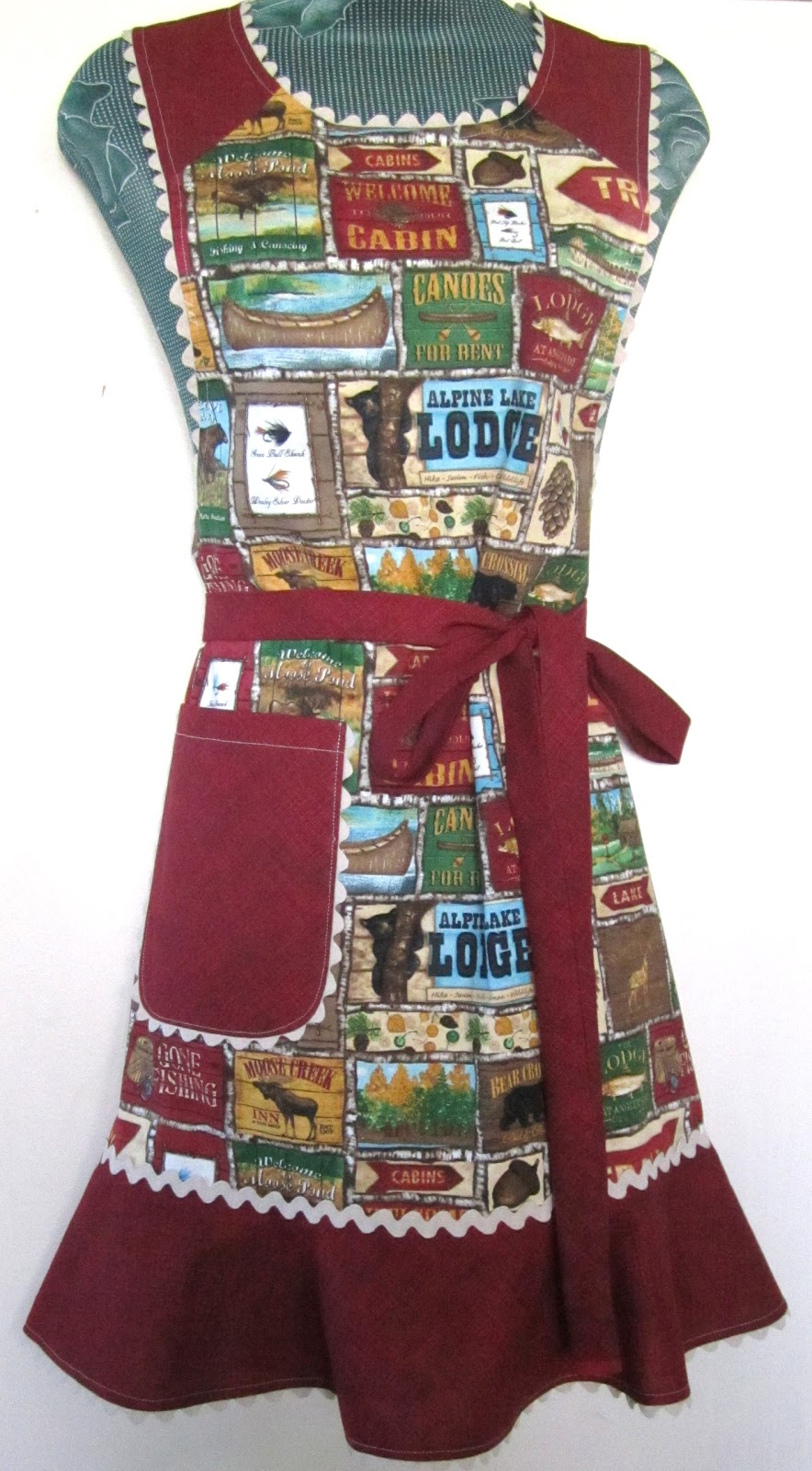 Fancy Meeting Ewe Gift idea, themed aprons!