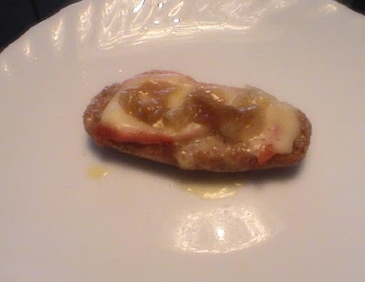 Panecillos Con Queso Y Cebolla Caramelizada