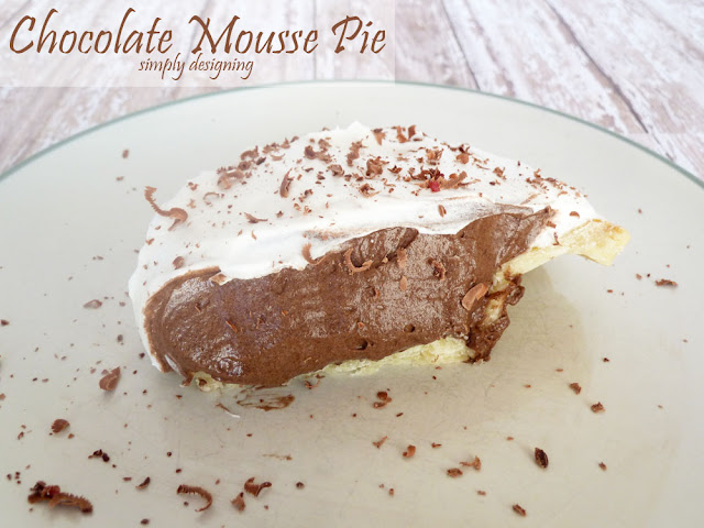 Chocolate Mousse Pie | #pie #thanksgiving #holidayhelper #spon