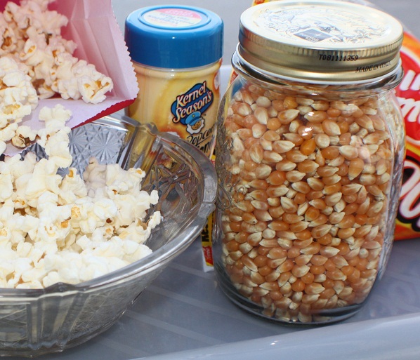 Microwave Bagged Popcorn Recipe Plus Video What's Cookin' Italian