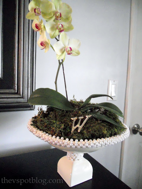 white, pearl, bowl, orchid, moss, W, letter