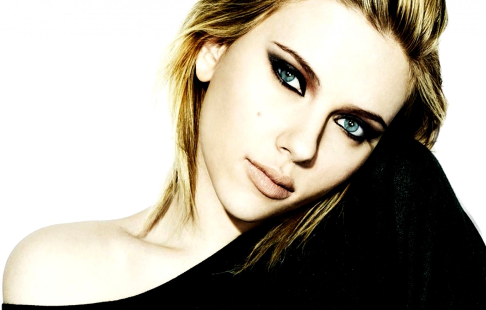 Scarlett Johansson wallpapers Scarlett Johansson wallpapers