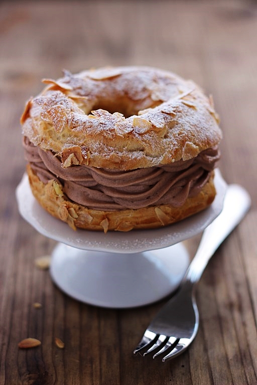 Paris Brest Con Fondente Miel Ricotta