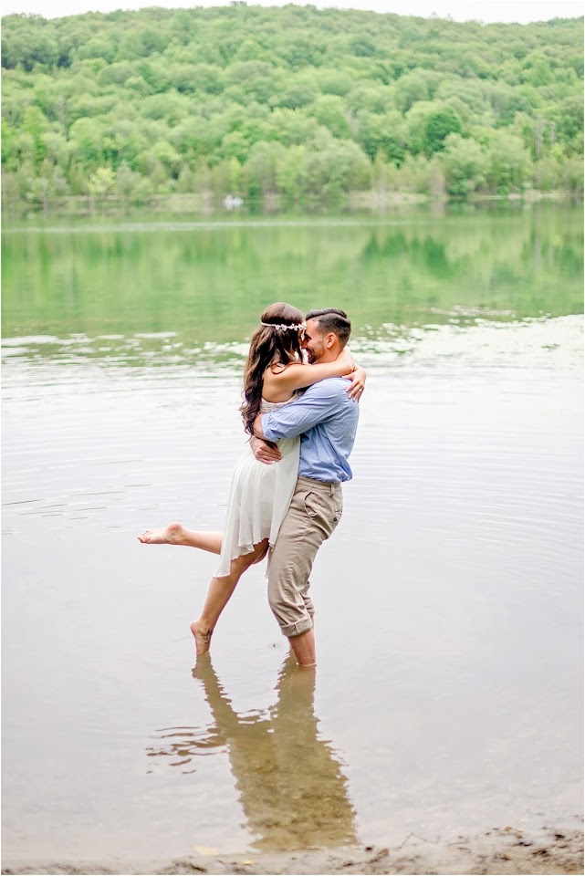 Beautiful rustic NJ engagement session