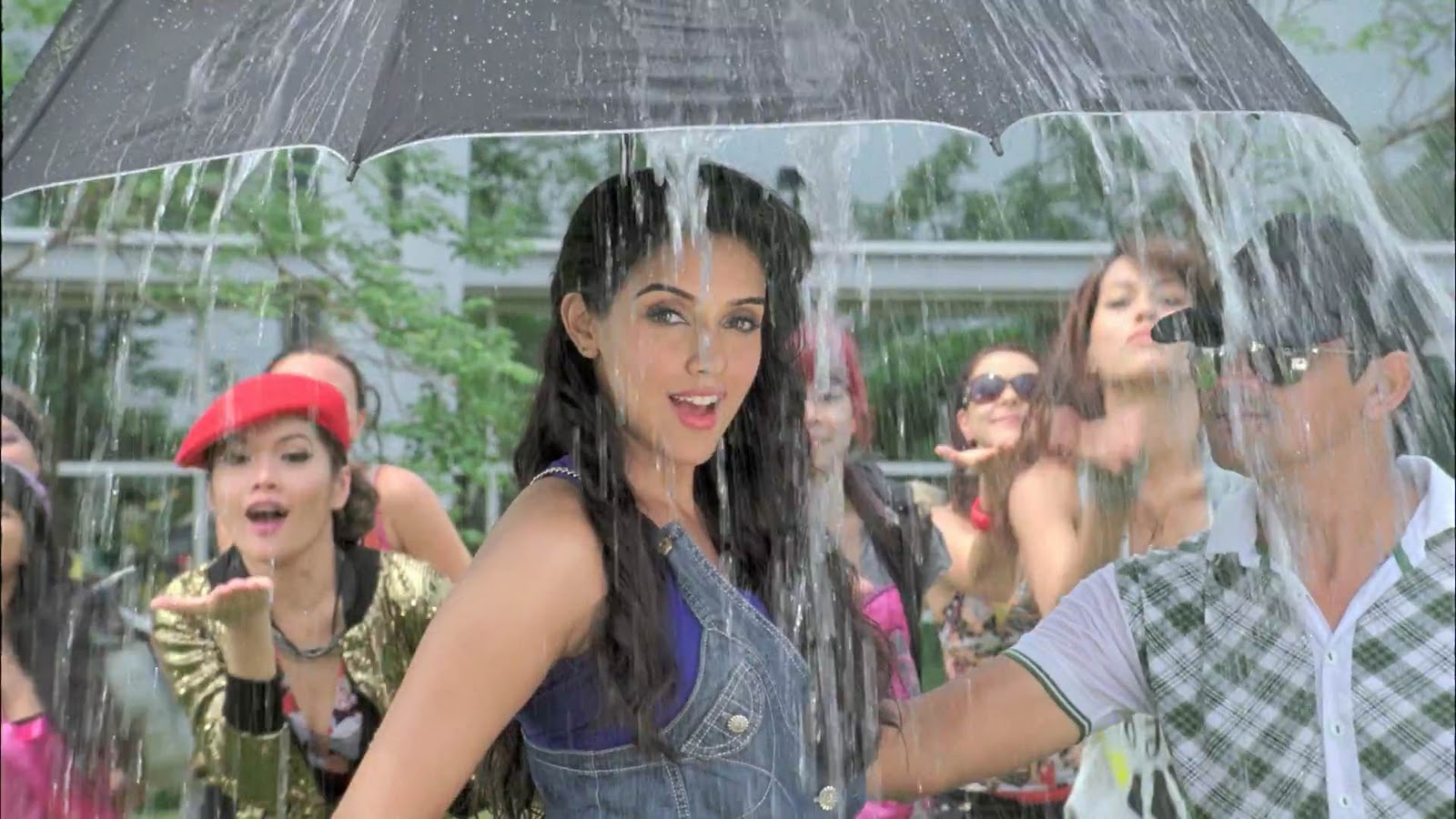 Ringa Ringa Song Mp3 Download Allu Arjun In Hindi Whatlp Uppenantha re premaki song of arya2. whatlp