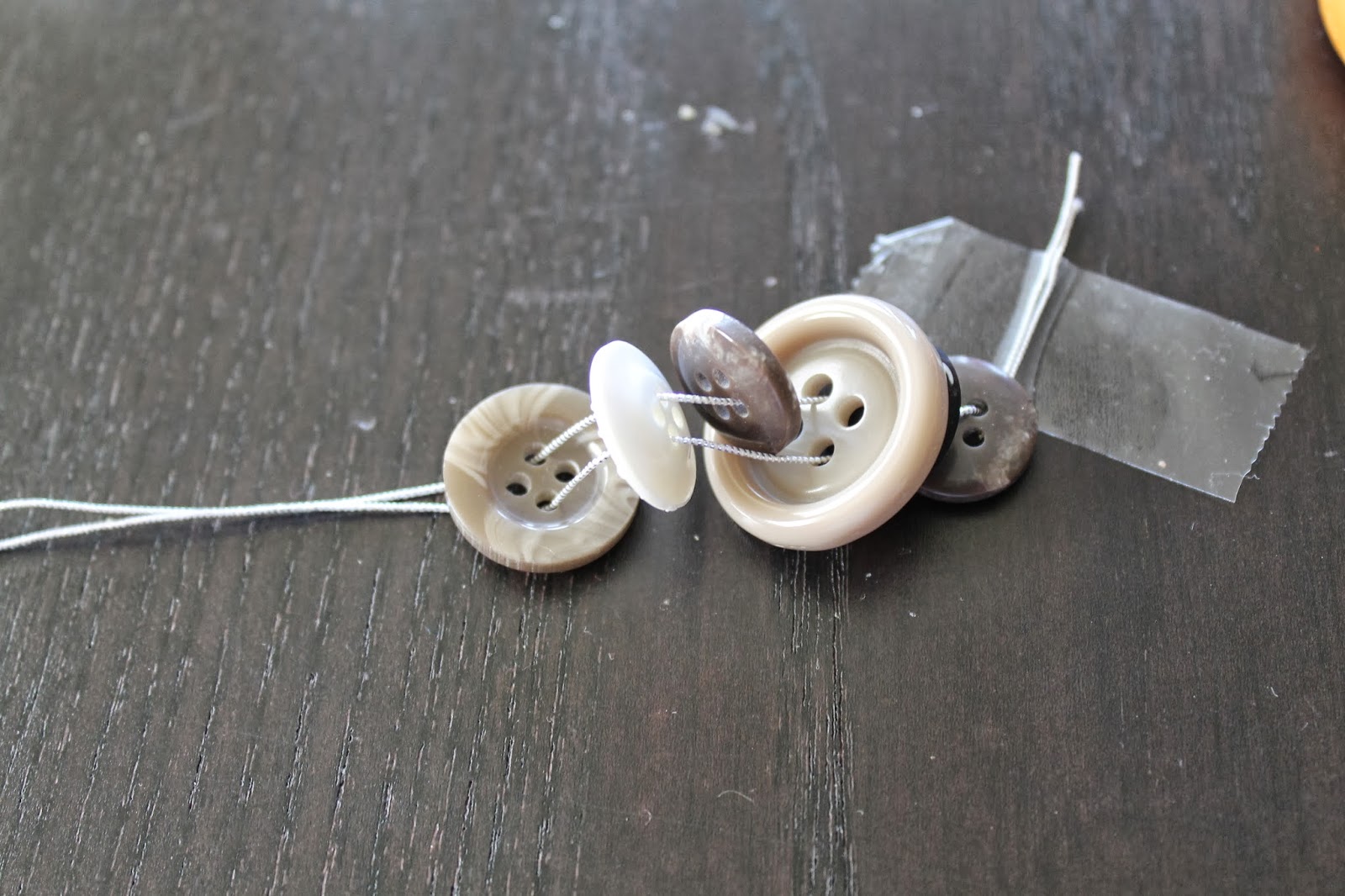 Cook and Craft Me Crazy Elastic Button Bracelet