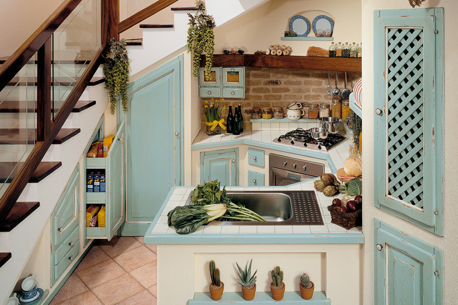 Boiserie & c.: cucine: 25 soluzioni per piccoli spazi ma scenografiche Idee per realizzare una cucina country