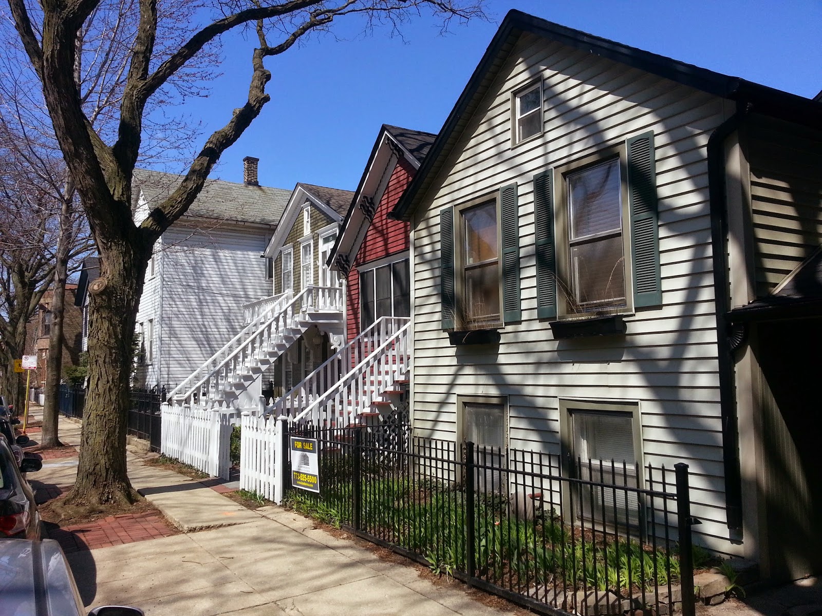 The Chicago Real Estate Local Clients buying in Old Town Triangle