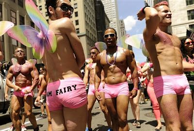 [Image: Gay+Parade.jpg]