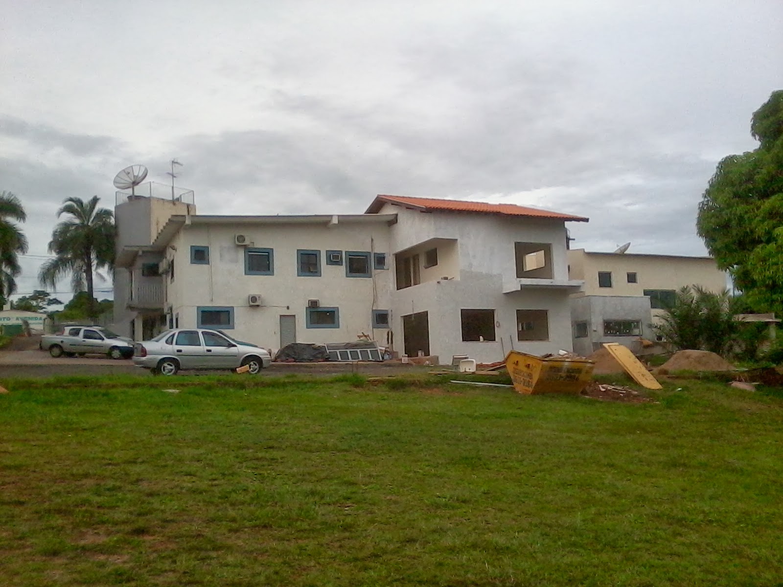 fino acabamento em pintura: Hotel Beto Rocha\Santa Fe do Sul~Sp