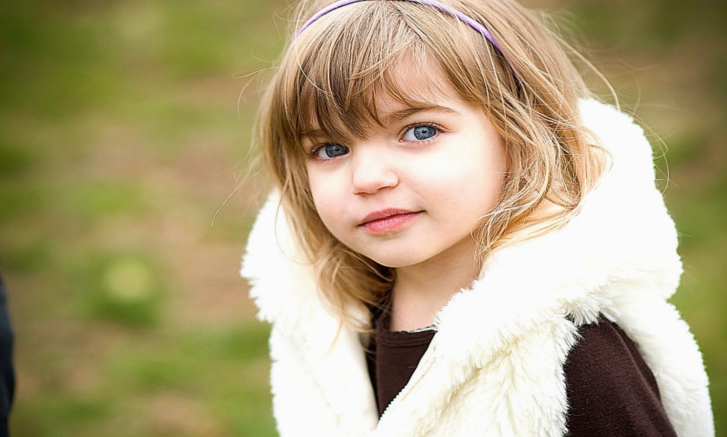 Beautiful Smile Young Girl HD Wallpaper Baby Wallpapers Beautiful Smile Young Girl HD Wallpaper Baby Wallpapers