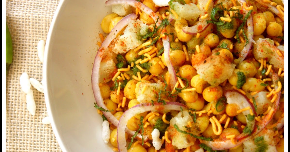 Sreelus Tasty Travels Spicy & Tangy Batani/Vatana/Dried Yellow Peas Chaat