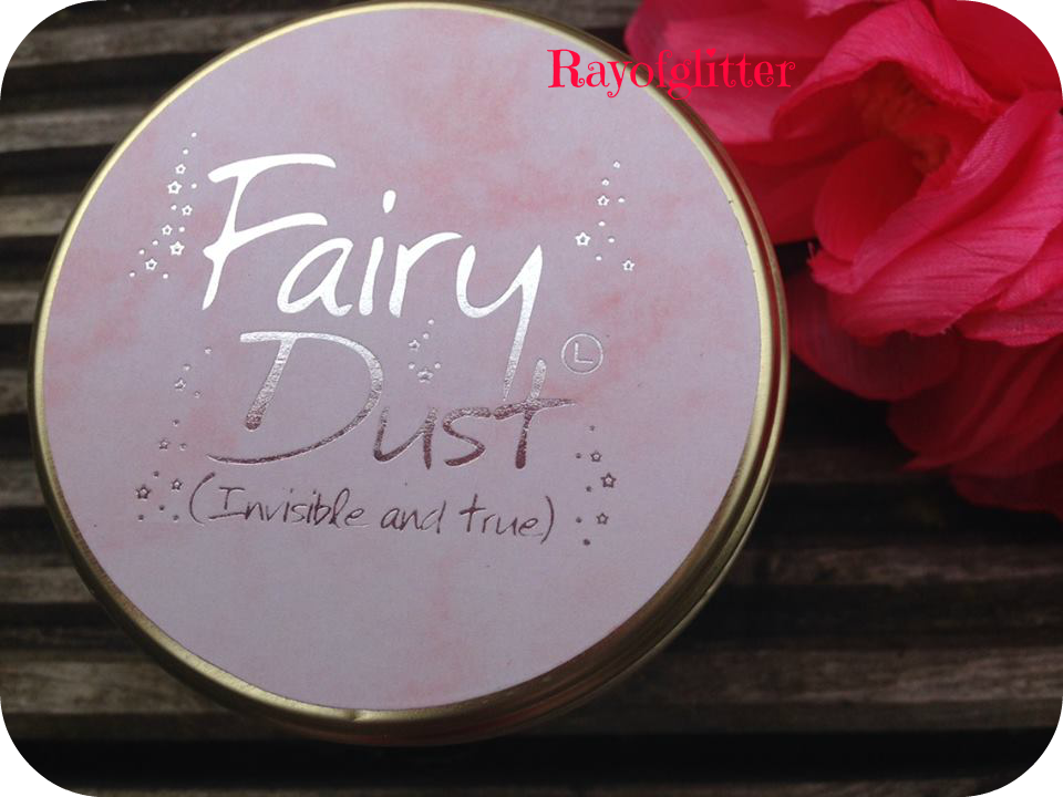 Ray of glitter Fairy Dust Lily Flame candle review.