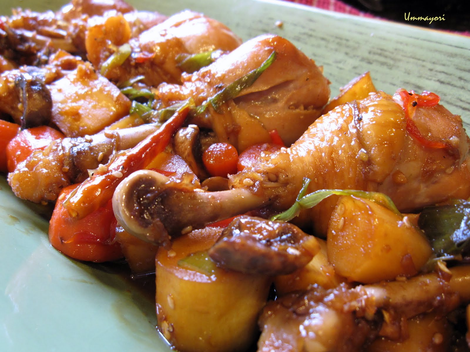 Korean braised chicken legs with vegetables
