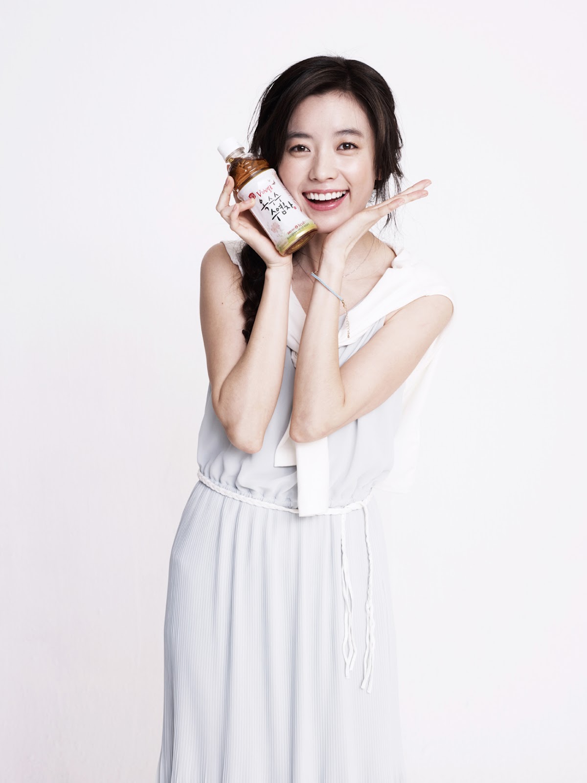 Han Hyo Joo - Vita Tea June & July 2012.
