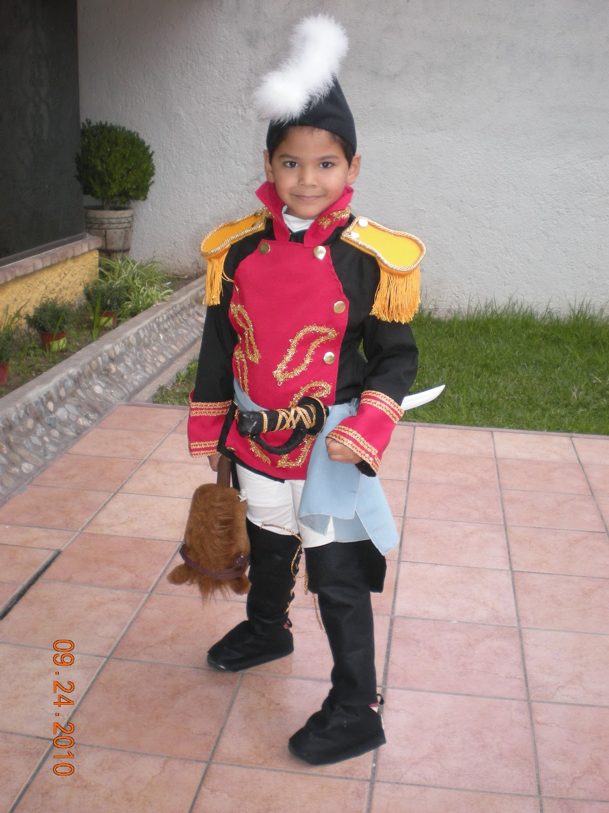 El disfraz de Insurgente (Ignacio Allende) Menny´s Corner