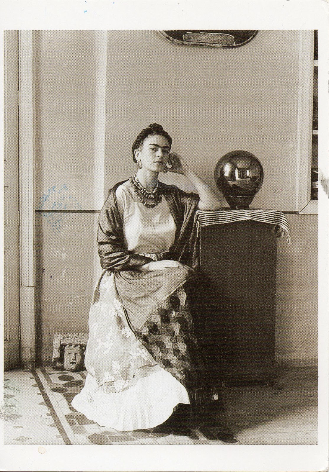 Check Out What Frida Kahlo Looked Like  in 1932 