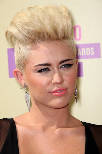 MILEY CYRUS MILEY CYRUS