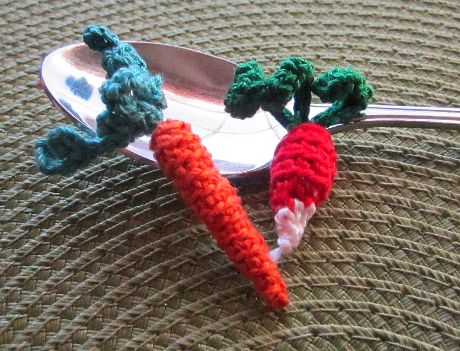 KBB Crafts & Stitches: Knit and Crochet Your Veggies!