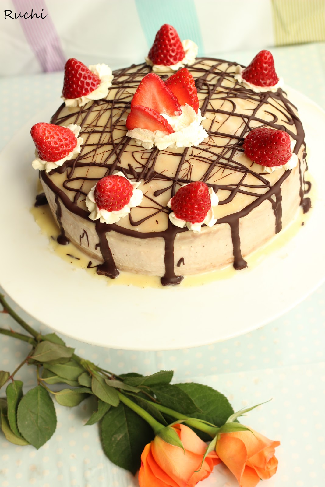 Ruchi Vanilla Cake With Strawberry Mousse And White Chocolate