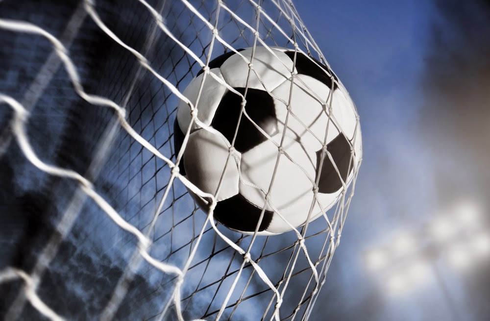 All Stuff: 27 Football Wallpapers to Boost Your 2014 World Cup Spirit