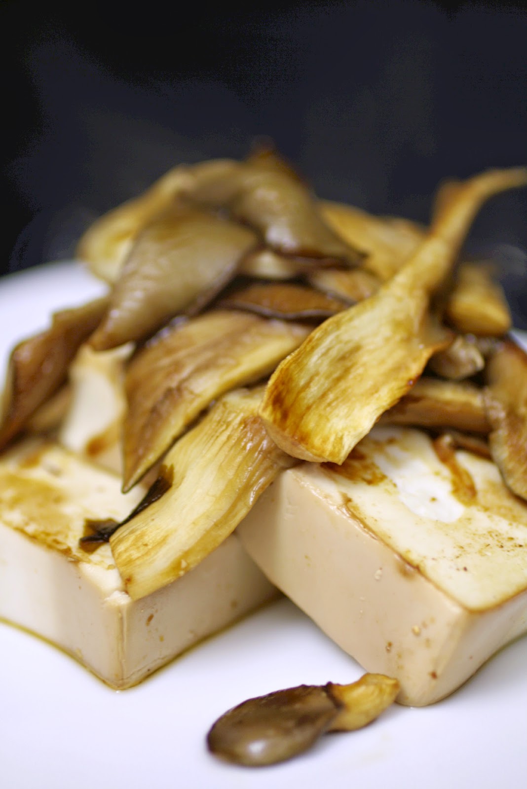 Oyster Mushrooms with Tofu