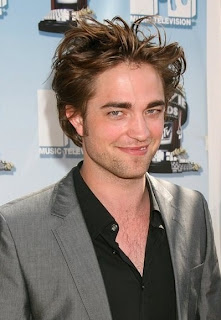 Robert Pattinson Hairstyle Pictures - Celebrity Hairstyle Ideas