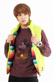 Aiman Arif: let's know ZE:A.....!!!