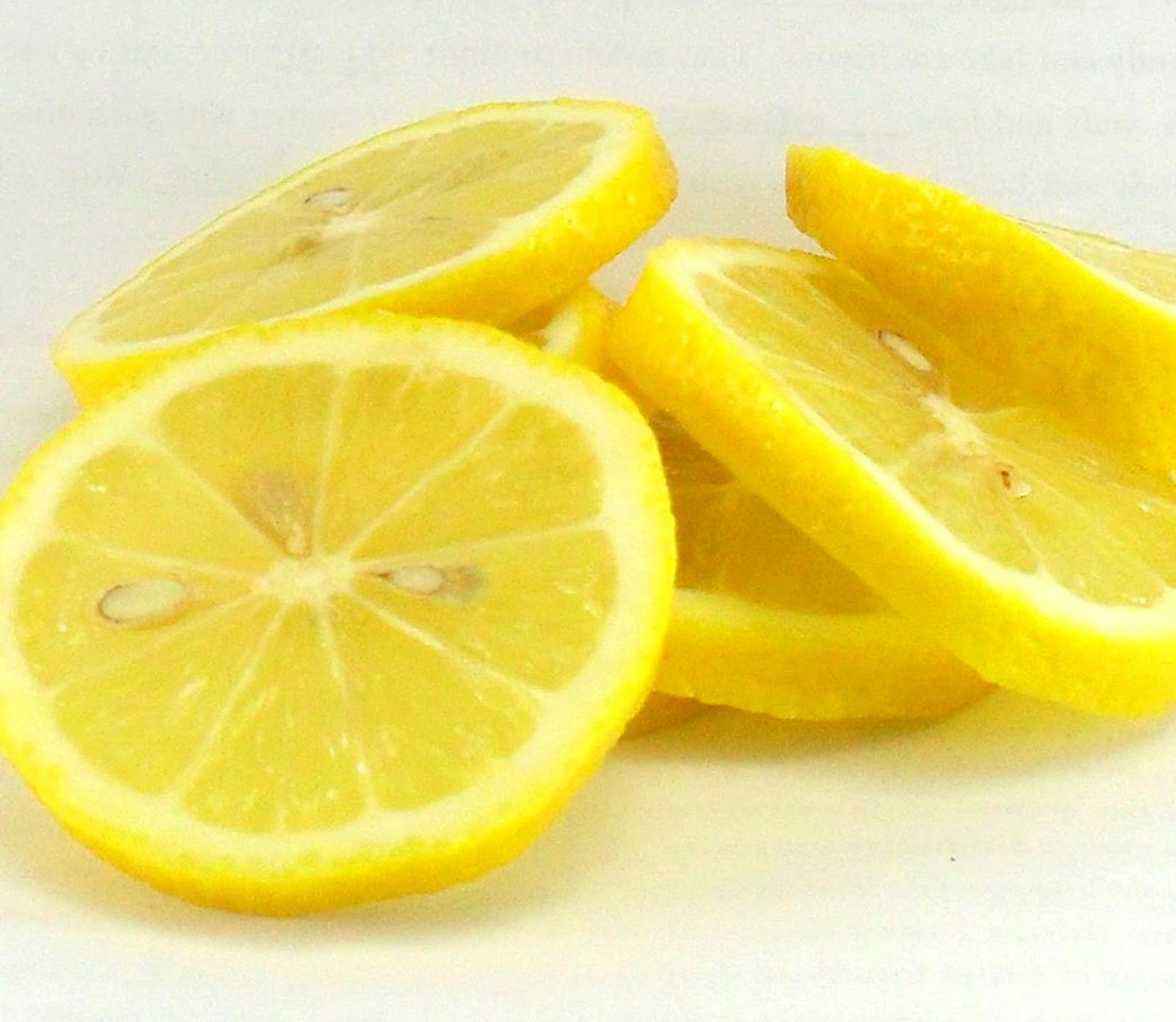 Whole Foods Living What Does Drinking Hot Lemon Water Do for You?