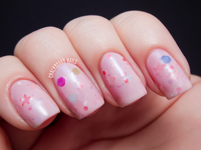 Chalkboard Nails: Pretty and Polished Candy Reign