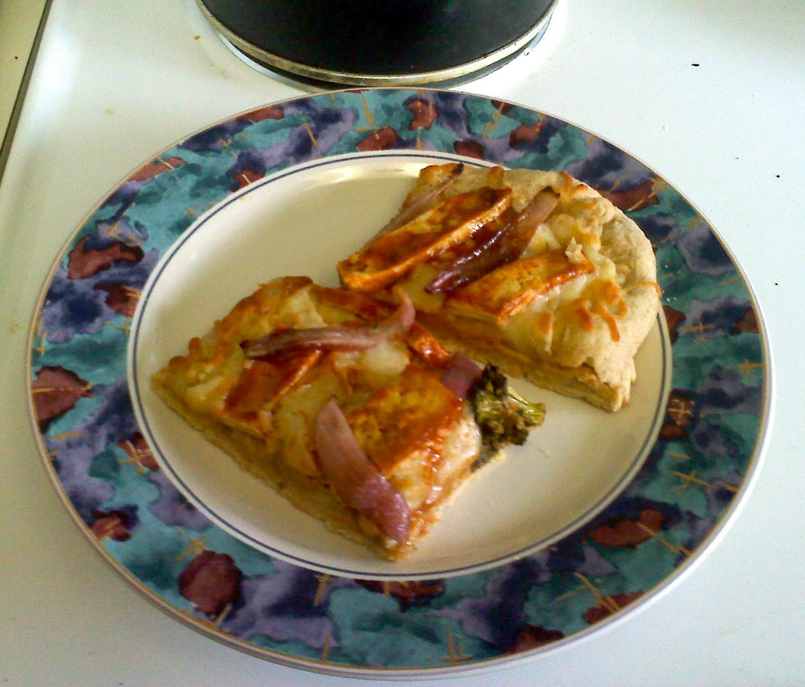 Vegetarian cooking BBQ tofu pizza