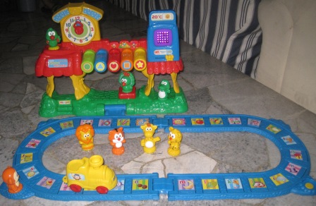 smartville alphabet train station