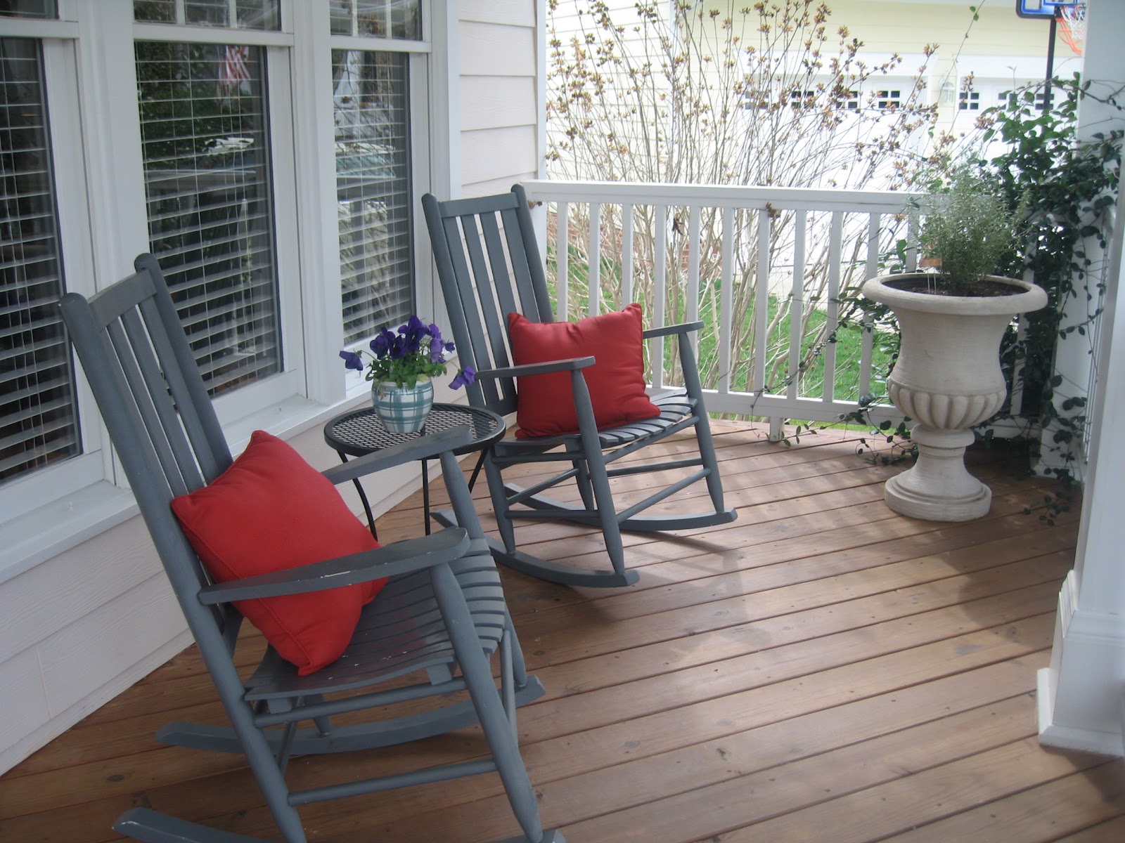 Linda Beam "An Affection for Staging" This Front Porch Rocks