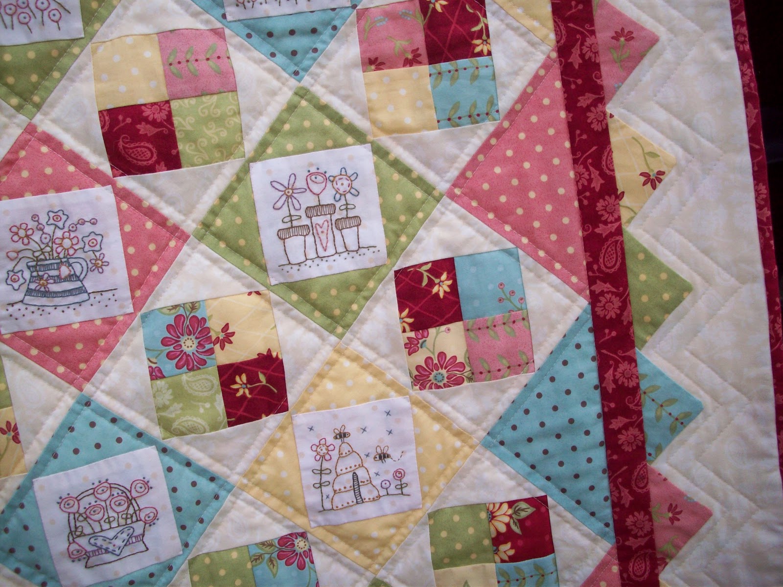 AUNTIE'S QUAINT QUILTS Simple Pleasures Finished