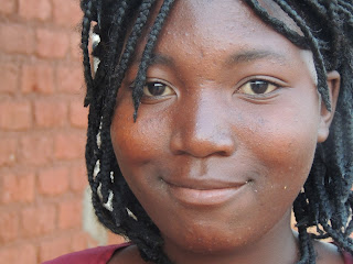 A Journey of Fresh Pão and Peanut Butter: Mozambican Spotlight: Meet