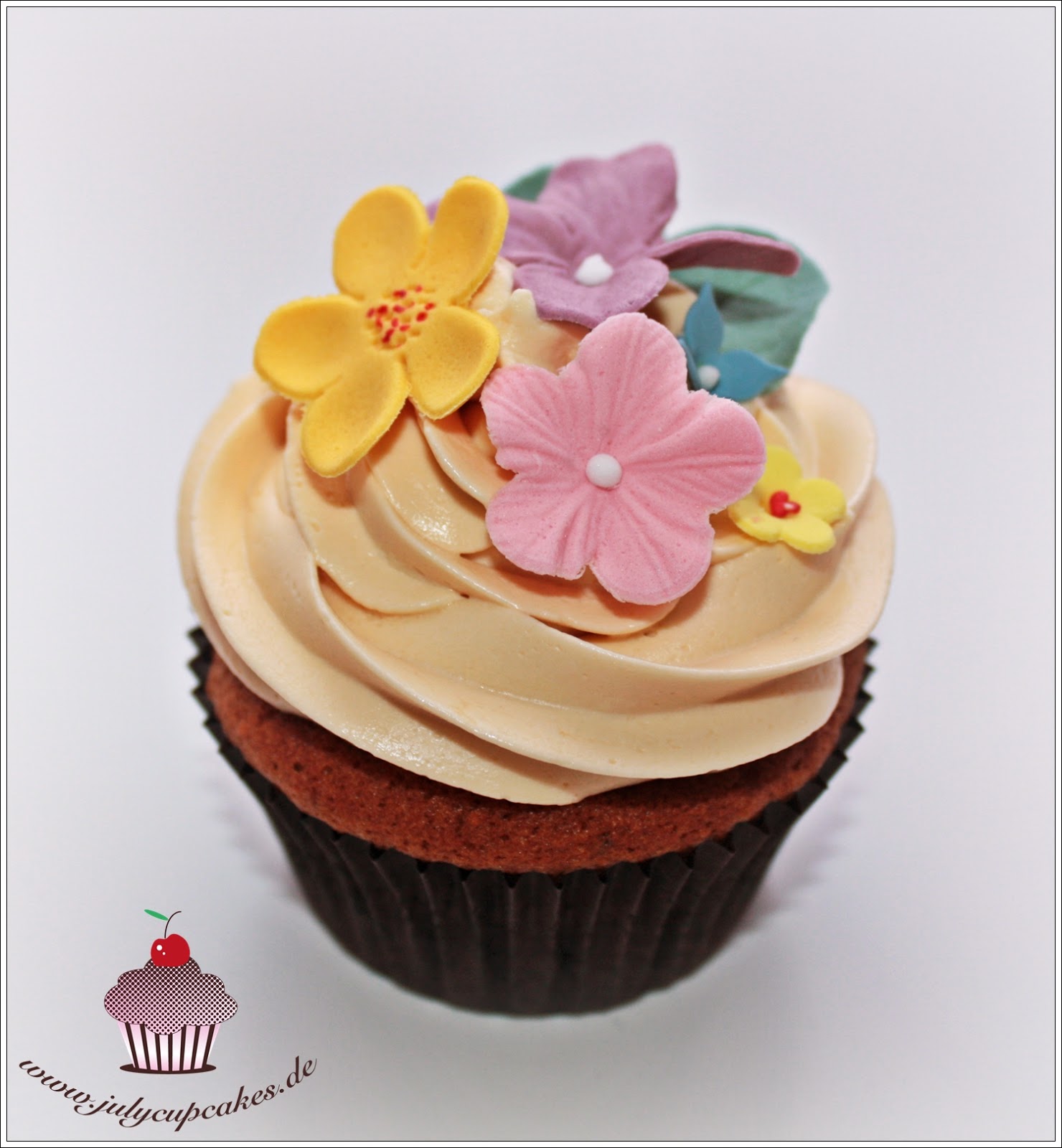 My Cupcakes and Cakes World STICKY TOFFEE CUPCAKES & CAKE