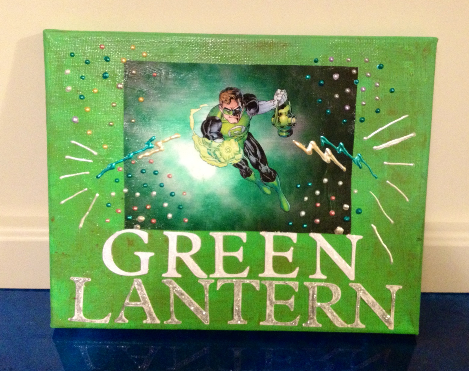  Marilyn's Crafts Green Lantern Wall Art
