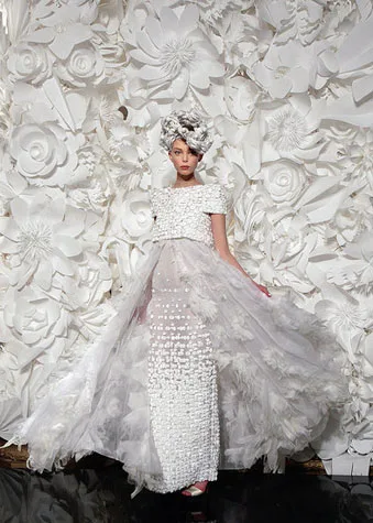 Paper fashion dresses | Futuristic style - Karl Lagerfeld 