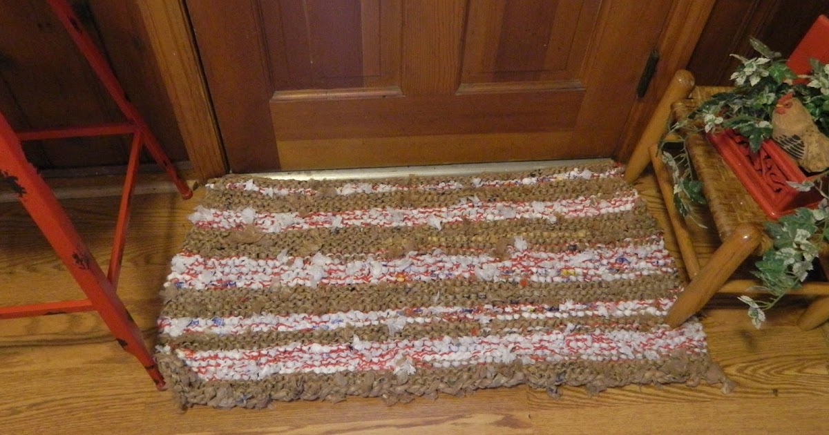 The Handmade Homemaker Recycled Knitted Grocery Bag Throw Rug