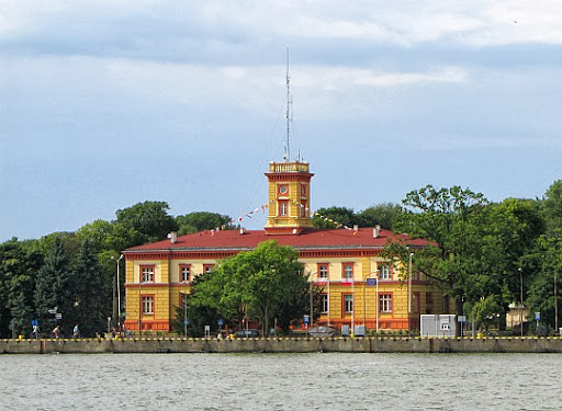 Budynek Kapitanatu Portu z 1879 roku.