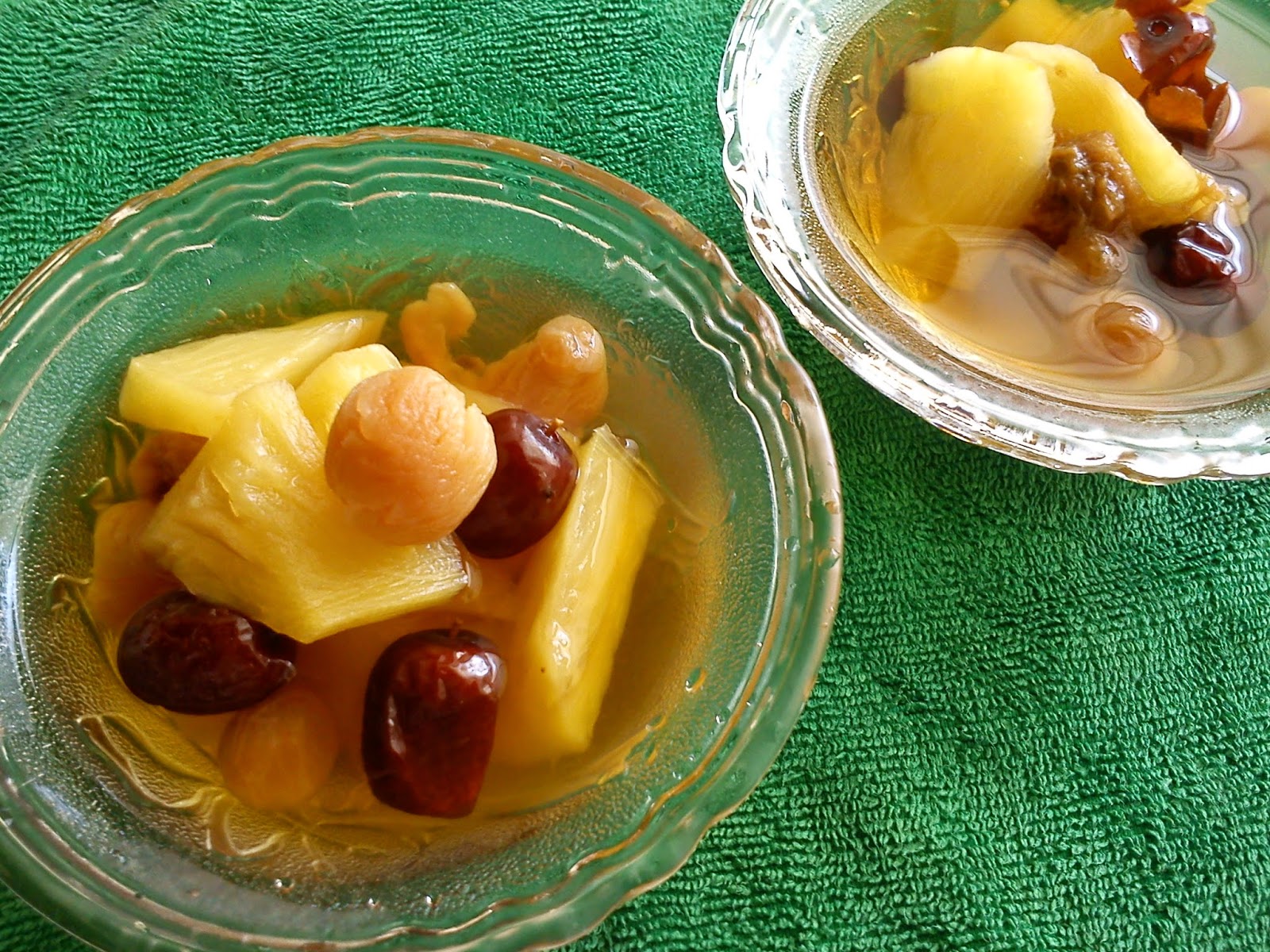 Cooking Pleasure Dried Longan Pineapple Soup