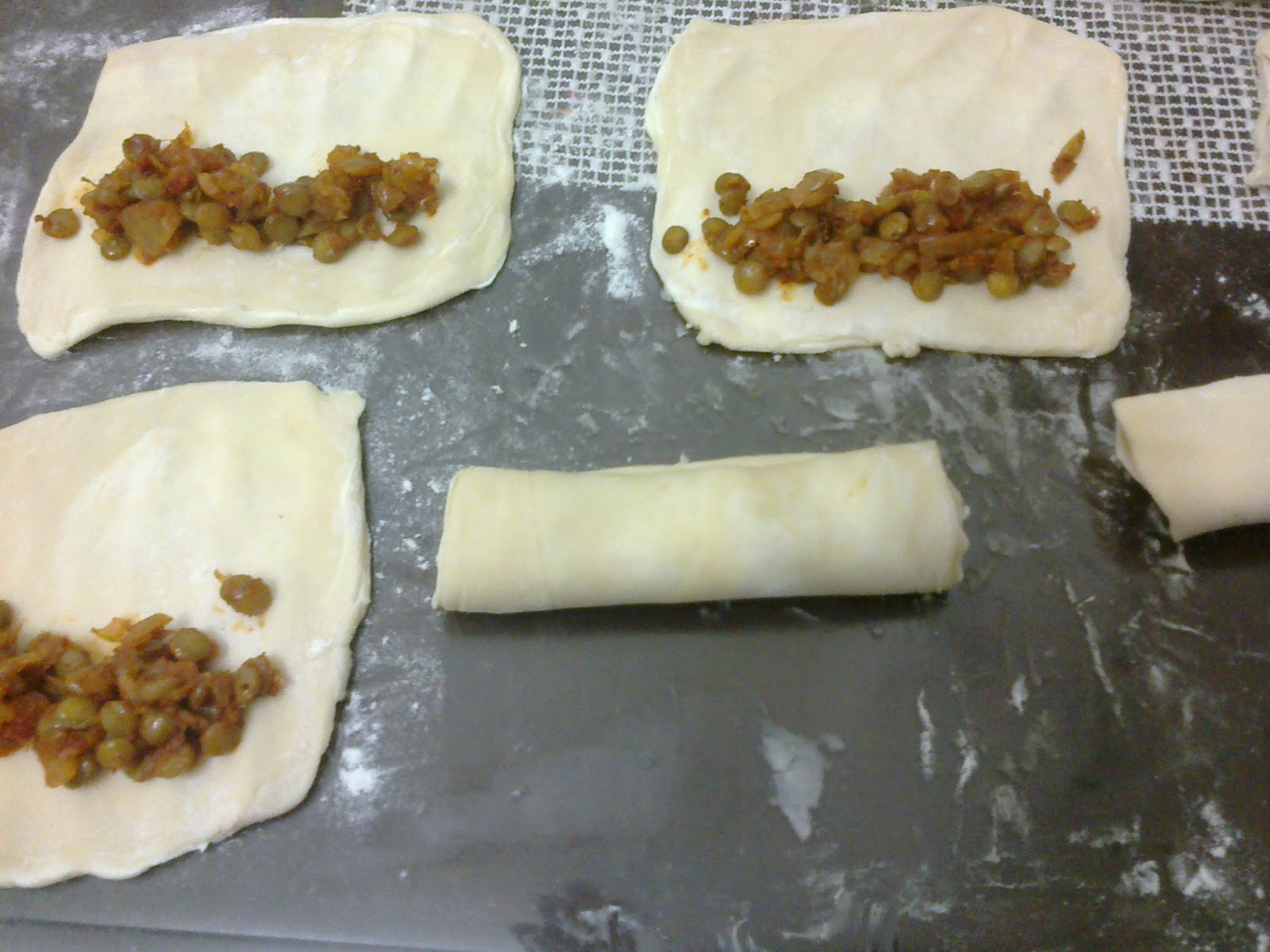 SİBELİNMUTFAGİ Mercimekli katmer börek