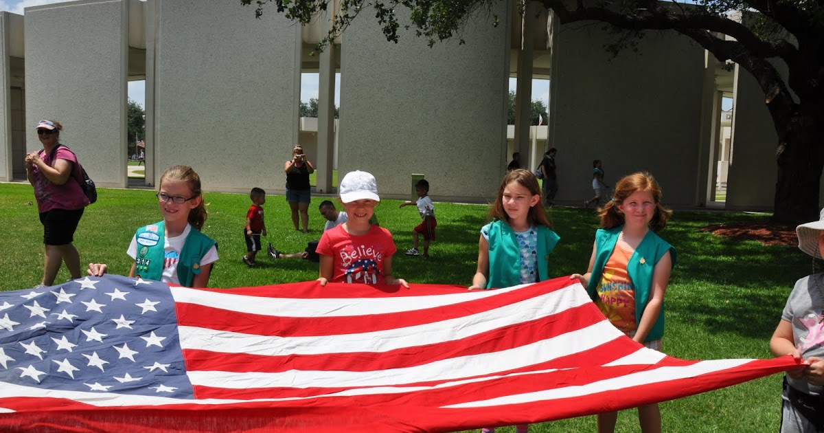 Adventures in Girl Scouting FLAG CEREMONIES
