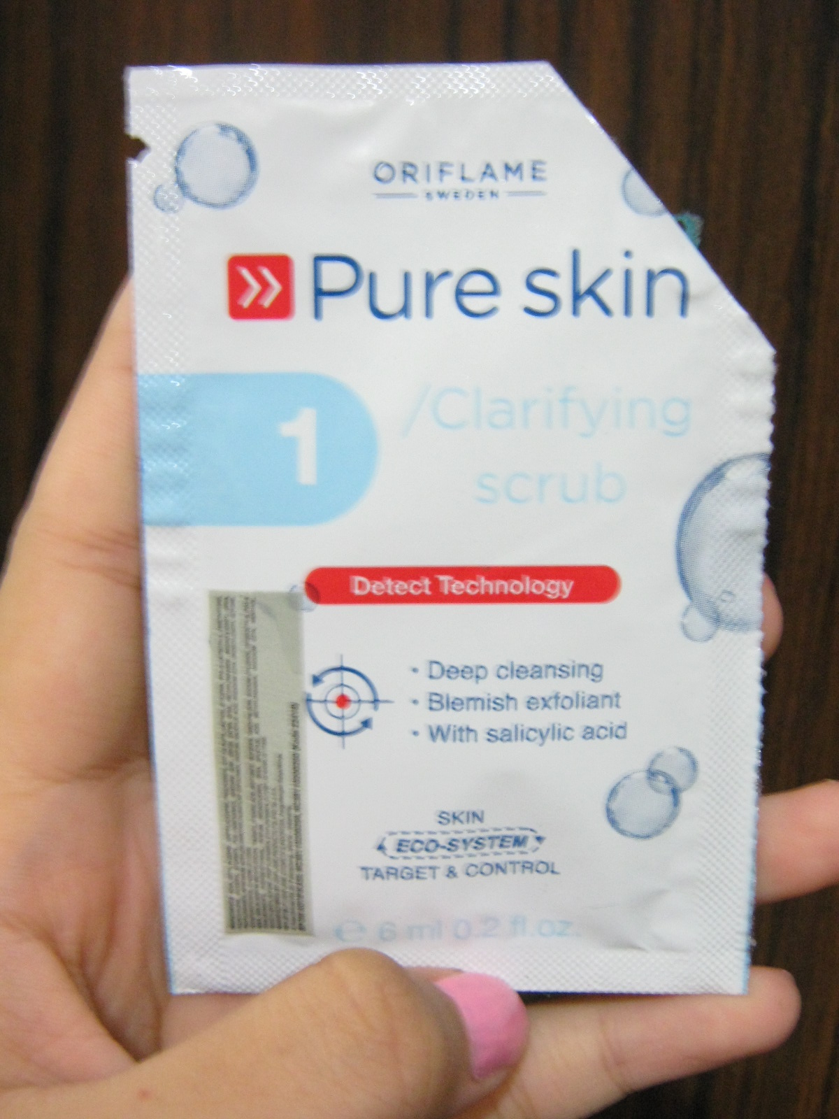 [ Review ] Pure Skin Clarifying Scrub and Purifying Mask Oriflame