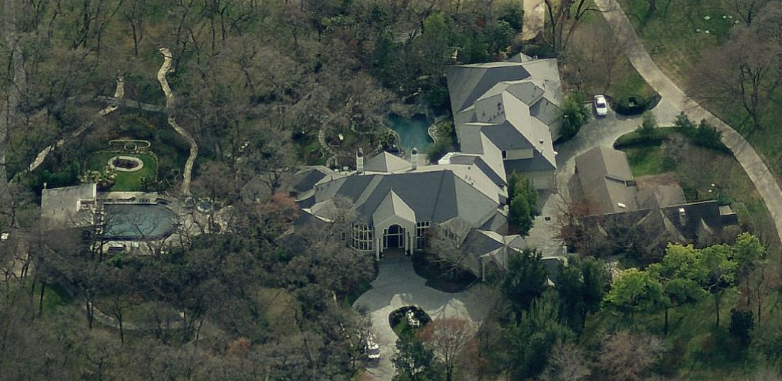 Celebrity Homes Mega Church Pastor T.D. Jakes' Mega 14,000 Sq. Foot