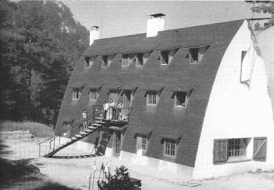 El restaurado Xalet del Catllarás en 1980