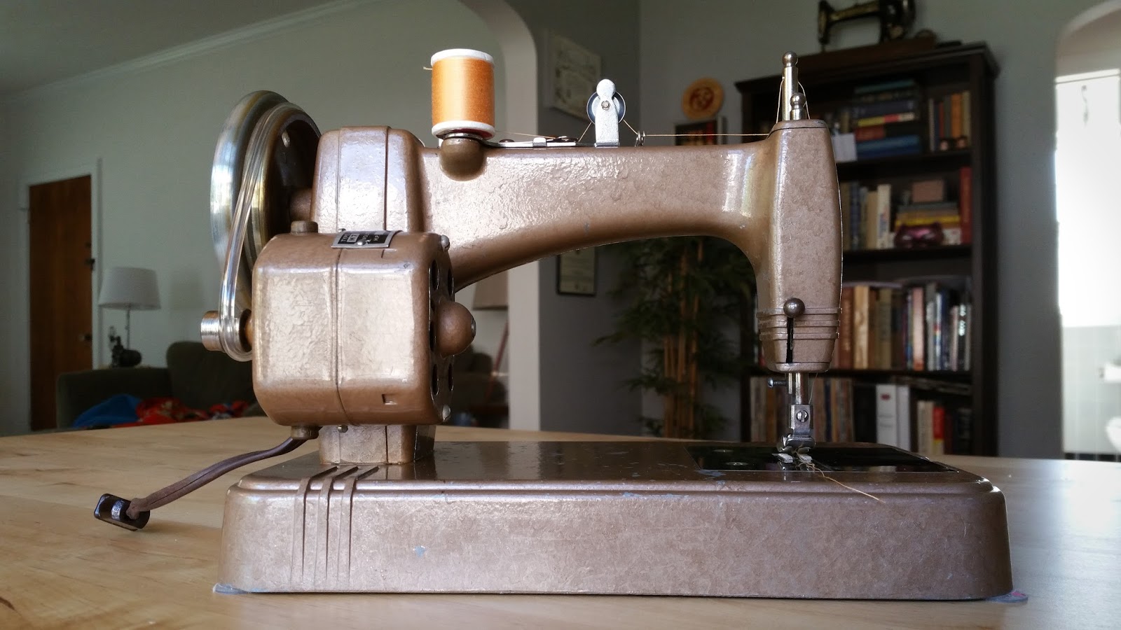 Miss Sews-it-all: Vintage Sew-Rite Toy Sewing Machine