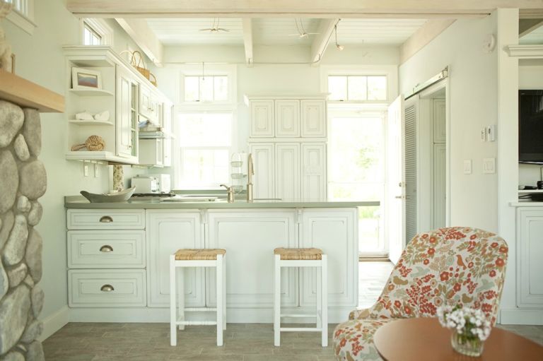 TINY HOUSE TOWN Oceanside Tiny Home in Maine (411 Sq Ft)